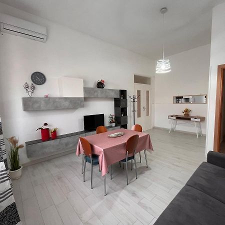 Aria Di Sale Apartment Trapani Bagian luar foto
