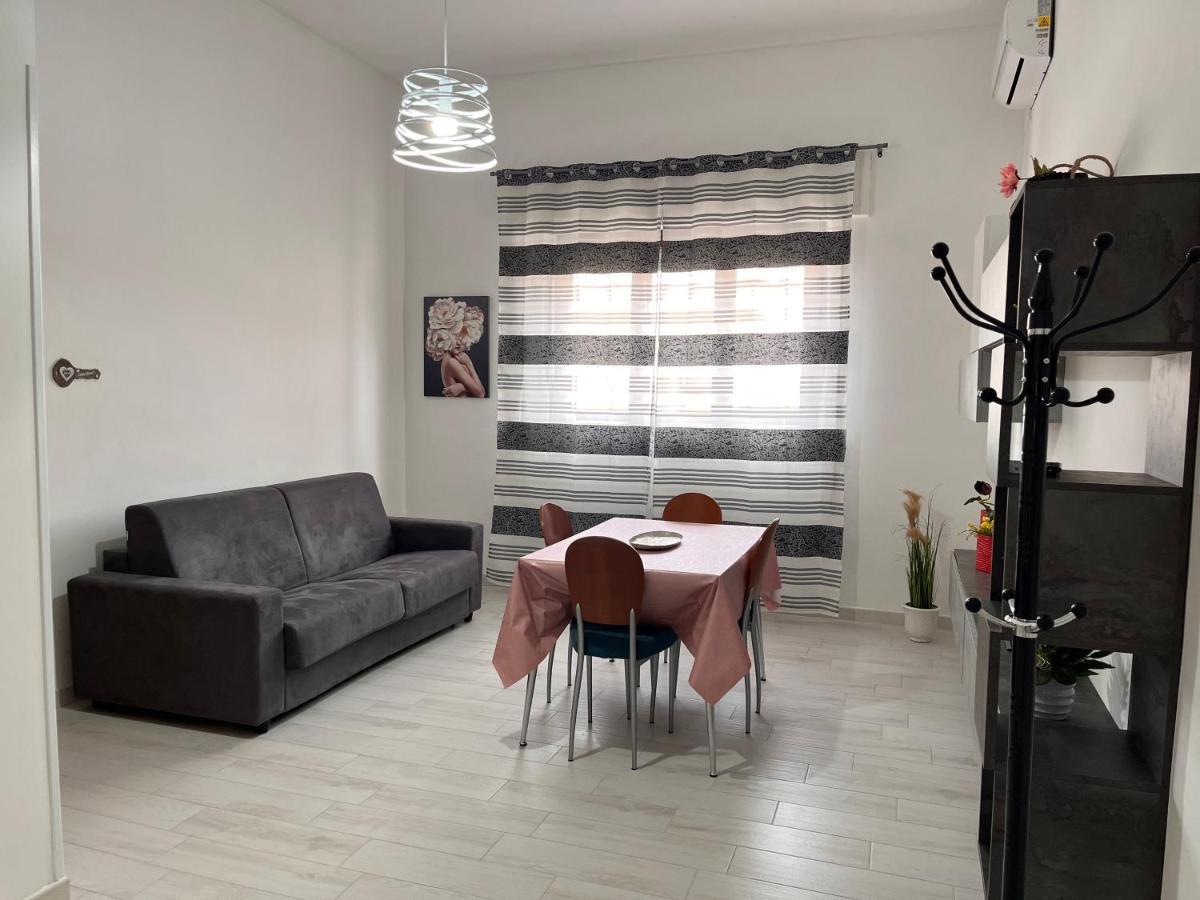 Aria Di Sale Apartment Trapani Bagian luar foto
